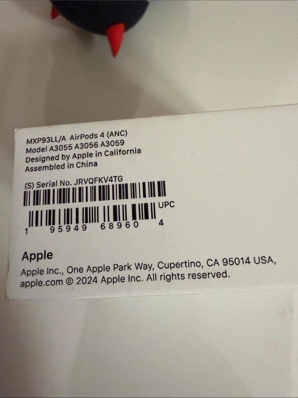 Apple White Wireless Earbuds with Charging Case